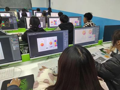 疫情之下的就业曙光 2022年4月毕业学员在教育软件技术开发领域实现高薪就业